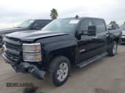 ✅ 2017 Chevrolet Silverado 1500 LTZ • VIN: 3GCUKSEC2HG186139 • Lot: 43697437. Wystawiony na IAAI z przebiegiem 98 764 mil. Bezpłatny archiwum sprzedaży aukcyjnych z USA i szczegółowy raport historii pojazdu na DreamBid. Zdjęcie 17.