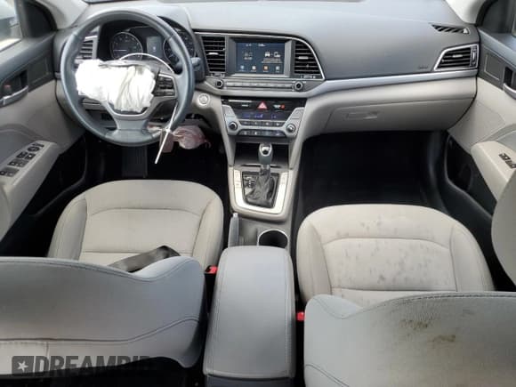 ✅ 2017 Hyundai Elantra Value Edition • VIN: 5NPD84LF2HH015213 • Lot: 64571445. Listed on Copart with 58,953 mi. Free auction sales archive from the USA and detailed vehicle history report at DreamBid. Image 8.