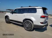 ✅ 2024 Lexus GX 550 Luxury+ • VIN: JTJVBCDX7R5019294 • Лот: 84397845. Опубликован ранее на Copart с пробегом 15 048 миль. Бесплатный доступ к архиву аукционных продаж из США и подробный отчёт об истории автомобиля на DreamBid. Изображение 2.