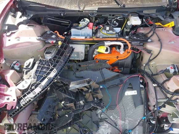 ✅ 2024 Tesla Model 3 • VIN: 5YJ3E1EA4RF858852 • Lot: 41879525. Wystawiony na IAAI z przebiegiem 7 617 mil. Bezpłatny archiwum sprzedaży aukcyjnych z USA i szczegółowy raport historii pojazdu na DreamBid. Zdjęcie 10.