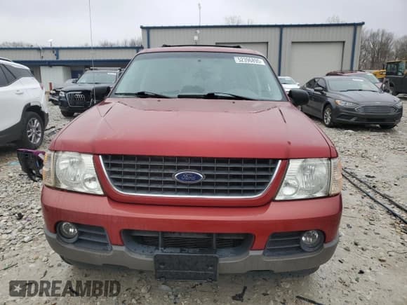✅ 2002 Ford Explorer XLT • VIN: 1FMZU73EX2UC71506 • Lot: 52396895. Listed on Copart with 201,469 mi. Free auction sales archive from the USA and detailed vehicle history report at DreamBid. Image 5.