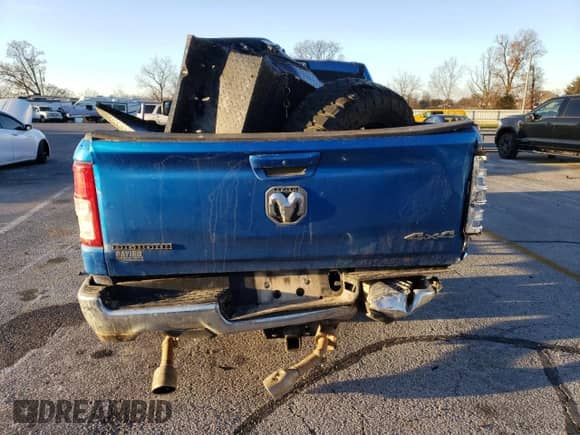 2021 Ram 1500 Big Horn z VIN 1C6SRFFMXMN649977, wystawiony jako Copart lot #83981034 z przebiegiem 54 653 mil mil oraz Szkoda całkowita • Salvage title. Historia ofert i sprzedaży dostępna na DreamBid. Obrazek 6.