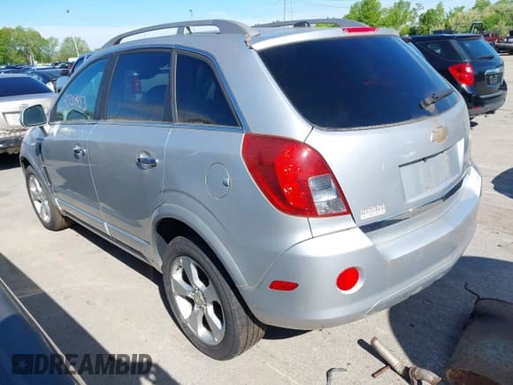 ✅ 2014 Chevrolet Captiva Sport LT • VIN: 3GNAL3EK7ES674757 • Lot: 42239453. Wystawiony na IAAI z przebiegiem 108 159 mil. Bezpłatny archiwum sprzedaży aukcyjnych z USA i szczegółowy raport historii pojazdu na DreamBid. Zdjęcie 3.