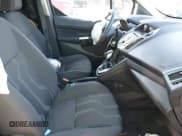 ✅ 2015 Ford Transit Connect XLT • VIN: NM0LS7F72F1181736 • Lot: 40386511. Wystawiony na IAAI z przebiegiem 148 091 mil. Bezpłatny archiwum sprzedaży aukcyjnych z USA i szczegółowy raport historii pojazdu na DreamBid. Zdjęcie 5.