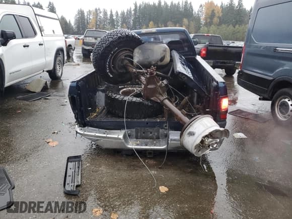 ✅ 2001 Dodge 2500 • VIN: 1B7KF23ZX1J232081 • Lot: 93089525. Listed on Copart with 88,220 mi. Free auction sales archive from the USA and detailed vehicle history report at DreamBid. Image 6.