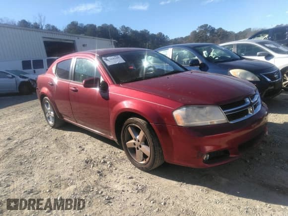 ✅ 2014 Dodge Avenger SXT • VIN: 1C3CDZCB5EN188211 • Lot: 41364149. Wystawiony na IAAI z przebiegiem 192 882 mil. Bezpłatny archiwum sprzedaży aukcyjnych z USA i szczegółowy raport historii pojazdu na DreamBid. Zdjęcie 1.