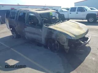 ✅ 2008 Chevrolet Suburban 3LT • VIN: 1GNFC16J58J225020 • Лот: 43286322. Опубликован ранее на IAAI с пробегом Не указан. Бесплатный доступ к архиву аукционных продаж из США и подробный отчёт об истории автомобиля на DreamBid. Изображение 1.