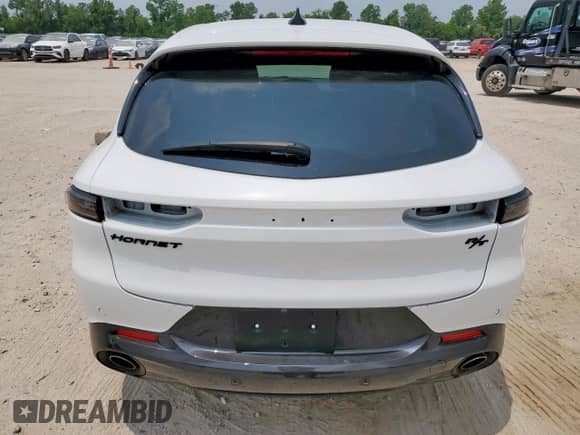 2024 Dodge Hornet R/T z VIN ZACPDFCWXR3A30157, wystawiony jako Copart lot #57922585 z przebiegiem 21 854 mil mil oraz Czysty tytuł • Clean title. Historia ofert i sprzedaży dostępna na DreamBid. Obrazek 6.