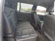 ✅ 2018 Chevrolet Suburban LT • VIN: 1GNSKHKC7JR126448 • Lot: 76204934. Wystawiony na Copart z przebiegiem 190 846 mil. Bezpłatny archiwum sprzedaży aukcyjnych z USA i szczegółowy raport historii pojazdu na DreamBid. Zdjęcie 11.
