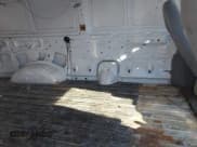 ✅ 2006 Ford Econoline Cargo • VIN: 1FTSE34LX6DA60840 • Lot: 40982882. Wystawiony na IAAI z przebiegiem 176 034 mil. Bezpłatny archiwum sprzedaży aukcyjnych z USA i szczegółowy raport historii pojazdu na DreamBid. Zdjęcie 8.