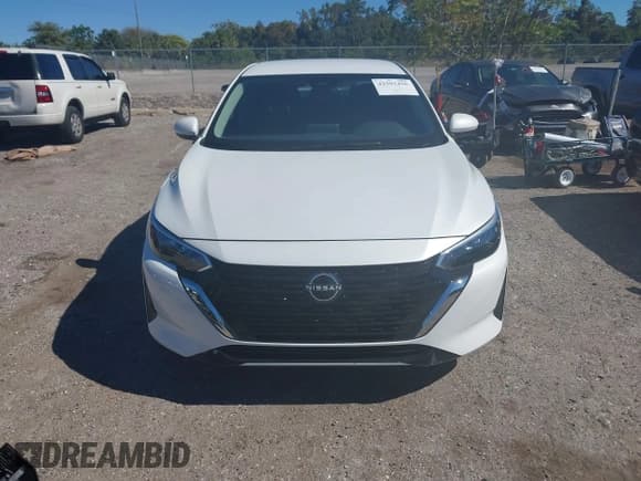 ✅ 2025 Nissan Sentra SV • VIN: 3N1AB8CV9SY376485 • Lot: 43593456. Listed on IAAI with 4,627 mi. Free auction sales archive from the USA and detailed vehicle history report at DreamBid. Image 12.