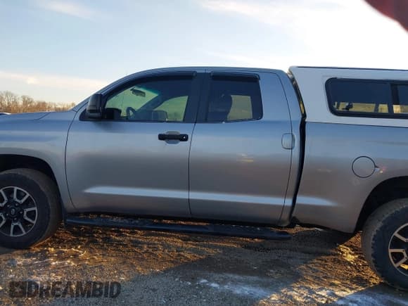 ✅ 2014 Toyota Tundra SR • VIN: 5TFUM5F18EX054342 • Lot: 43821169. Listed on IAAI with 127,216 mi. Free auction sales archive from the USA and detailed vehicle history report at DreamBid. Image 14.