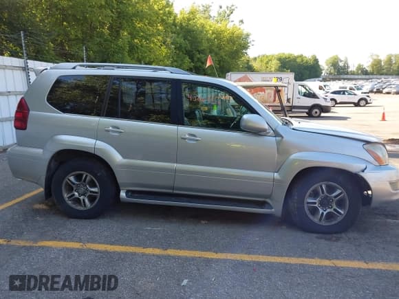 ✅ 2007 Lexus GX 470 • VIN: JTJBT20X170143684 • Lot: 43069429. Wystawiony na IAAI z przebiegiem 218 075 mil. Bezpłatny archiwum sprzedaży aukcyjnych z USA i szczegółowy raport historii pojazdu na DreamBid. Zdjęcie 13.