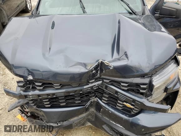 ✅ 2020 Chevrolet Silverado 1500 Custom • VIN: 1GCRYBEF3LZ367919 • Lot: 66986255. Wystawiony na Copart z przebiegiem 86 454 mil. Bezpłatny archiwum sprzedaży aukcyjnych z USA i szczegółowy raport historii pojazdu na DreamBid. Zdjęcie 11.