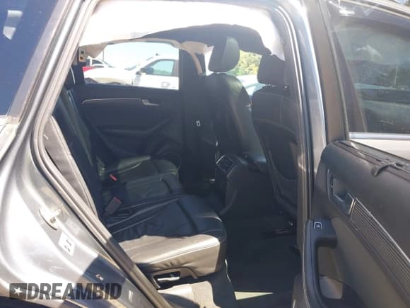 ✅ 2014 Audi SQ5 Prestige • VIN: WA1VGAFP6EA011608 • Lot: 42325446. Listed on IAAI with 114,867 mi. Free auction sales archive from the USA and detailed vehicle history report at DreamBid. Image 8.