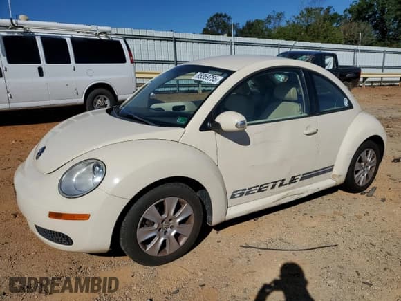 ✅ 2009 Volkswagen Beetle S • VIN: 3VWPW31C69M507371 • Lot: 85359755. Listed on Copart with 168,556 mi. Free auction sales archive from the USA and detailed vehicle history report at DreamBid. Image 1.