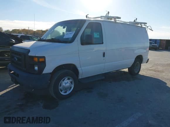✅ 2012 Ford Econoline Cargo Commercial • VIN: 1FTNE1EW0CDA81847 • Lot: 43678017. Wystawiony na IAAI z przebiegiem 248 055 mil. Bezpłatny archiwum sprzedaży aukcyjnych z USA i szczegółowy raport historii pojazdu na DreamBid. Zdjęcie 2.
