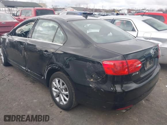 ✅ 2014 Volkswagen Jetta SE • VIN: 3VWD17AJ2EM441192 • Lot: 43787918. Listed on IAAI with 93,206 mi. Free auction sales archive from the USA and detailed vehicle history report at DreamBid. Image 3.
