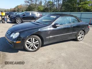 ✅ 2007 Mercedes-Benz CLK 350 • VIN: WDBTK56F47T086176 • Lot: 81130335. Wystawiony na Copart z przebiegiem 83 019 mil. Bezpłatny archiwum sprzedaży aukcyjnych z USA i szczegółowy raport historii pojazdu na DreamBid. Zdjęcie 1.
