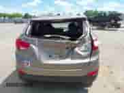 2013 Hyundai Tucson GLS z VIN KM8JU3AC5DU624633, wystawiony jako IAAI lot #42366217 z przebiegiem 108 258 mil mil oraz . Historia ofert i sprzedaży dostępna na DreamBid. Obrazek 16.