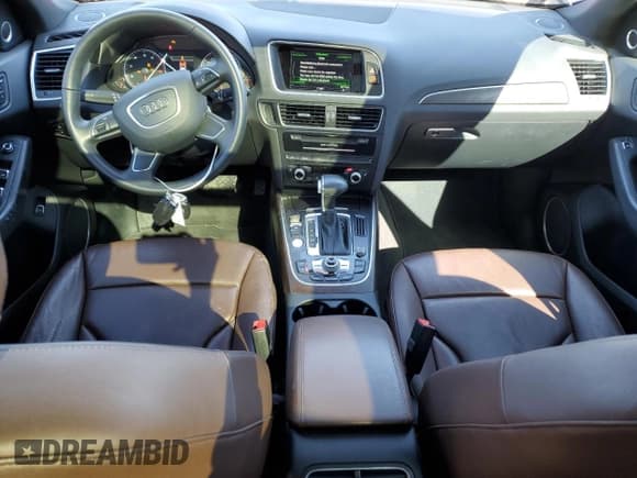 ✅ 2017 Audi Q5 Premium Plus • VIN: WA1L2AFP0HA043643 • Lot: 84453095. Wystawiony na Copart z przebiegiem 85 937 mil. Bezpłatny archiwum sprzedaży aukcyjnych z USA i szczegółowy raport historii pojazdu na DreamBid. Zdjęcie 8.