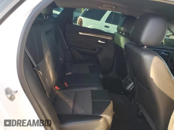 ✅ 2016 Chevrolet Impala LT • VIN: 2G1115S38G9119221 • Лот: 74513644. Опубликован ранее на Copart с пробегом 132 980 миль. Бесплатный доступ к архиву аукционных продаж из США и подробный отчёт об истории автомобиля на DreamBid. Изображение 10.