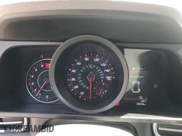 2022 Hyundai Elantra SE with VIN 5NPLL4AGXNH061678, listed as a Copart auction lot 69314095 with 28,436 mi miles and Salvage title. Bid and sale history available at DreamBid. Image 9.