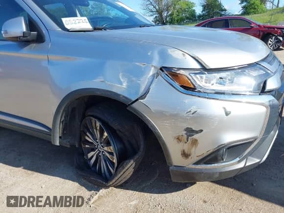 2020 Mitsubishi Outlander ES with VIN JA4AZ3A39LZ006104, listed as a IAAI auction lot 42316711 with 79,623 mi miles and . Bid and sale history available at DreamBid. Image 17.