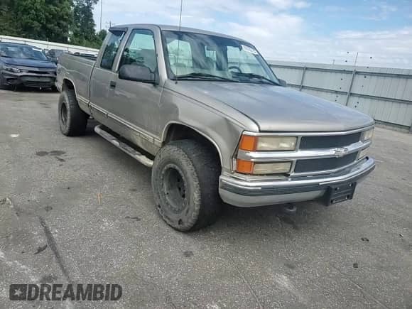 1999 Chevrolet Silverado 1500 с VIN 1GCEK19R4XR118663, выставлен на аукционе Copart как лот 80535195 с пробегом 190 771 миль миль и Списание • Salvage title. История ставок и продаж доступна на DreamBid. Изображение 13.