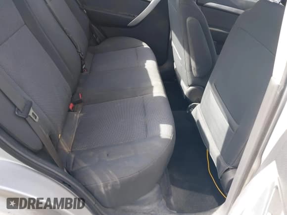 ✅ 2011 Chevrolet Aveo 1LT • VIN: KL1TD5DE8BB218206 • Lot: 41468978. Wystawiony na IAAI z przebiegiem 106 997 mil. Bezpłatny archiwum sprzedaży aukcyjnych z USA i szczegółowy raport historii pojazdu na DreamBid. Zdjęcie 8.