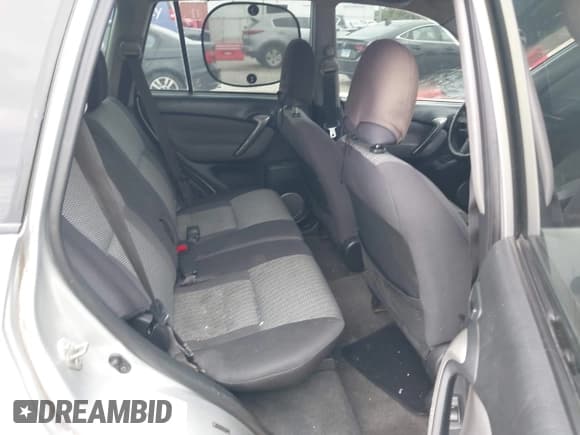 ✅ 2005 Toyota RAV4 • VIN: JTEGD20V350091620 • Лот: 43505612. Опубликован ранее на IAAI с пробегом 186 969 миль. Бесплатный доступ к архиву аукционных продаж из США и подробный отчёт об истории автомобиля на DreamBid. Изображение 8.