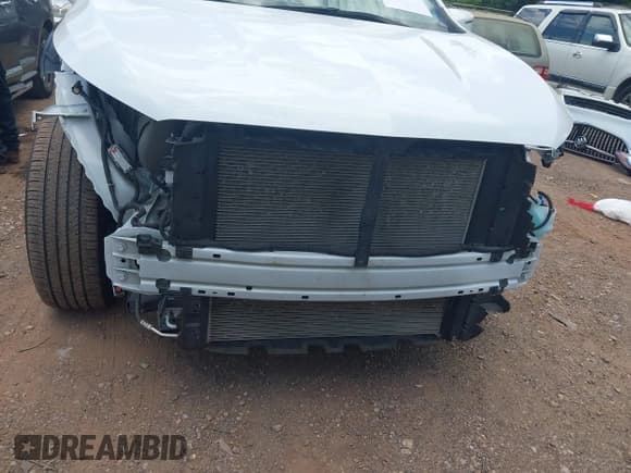 ✅ 2021 Buick Enclave Essence • VIN: 5GAERBKW7MJ257117 • Lot: 42657993. Listed on IAAI with 38,651 mi. Free auction sales archive from the USA and detailed vehicle history report at DreamBid. Image 6.