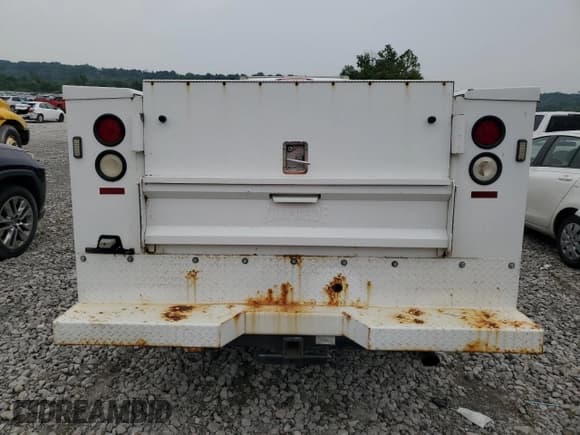 ✅ 2015 Chevrolet Silverado 2500HD • VIN: 1GB2KUEG1FZ529014 • Лот: 60297745. Опубликован ранее на Copart с пробегом 115 804 миль. Бесплатный доступ к архиву аукционных продаж из США и подробный отчёт об истории автомобиля на DreamBid. Изображение 6.