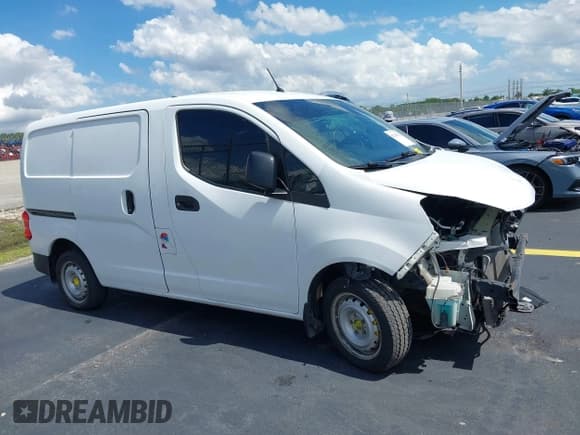 ✅ 2015 Nissan NV200 SV • VIN: 3N6CM0KN2FK736494 • Lot: 42246762. Listed on IAAI with Not provided. Free auction sales archive from the USA and detailed vehicle history report at DreamBid. Image 14.