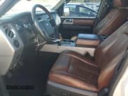 ✅ 2011 Ford Expedition XLT • VIN: 1FMJU1J51BEF06544 • Lot: 85472625. Wystawiony na Copart z przebiegiem 169 632 mil. Bezpłatny archiwum sprzedaży aukcyjnych z USA i szczegółowy raport historii pojazdu na DreamBid. Zdjęcie 7.