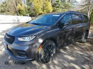 ✅ 2022 Chrysler Pacifica Touring • VIN: 2C4RC3FG5NR216587 • Lot: 89688095. Wystawiony na Copart z przebiegiem 151 561 mil. Bezpłatny archiwum sprzedaży aukcyjnych z USA i szczegółowy raport historii pojazdu na DreamBid. Zdjęcie 1.