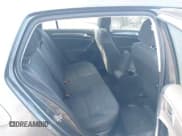 ✅ 2019 Volkswagen Golf S • VIN: 3VWG57AU7KM020916 • Lot: 43420464. Wystawiony na IAAI z przebiegiem 94 452 mil. Bezpłatny archiwum sprzedaży aukcyjnych z USA i szczegółowy raport historii pojazdu na DreamBid. Zdjęcie 8.