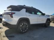 ✅ 2025 Chevrolet Equinox FWD RS • VIN: 3GNAXLEG9SL186710 • Lot: 85156705. Wystawiony na Copart z przebiegiem Nie podano. Bezpłatny archiwum sprzedaży aukcyjnych z USA i szczegółowy raport historii pojazdu na DreamBid. Zdjęcie 3.