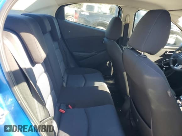 ✅ 2017 Toyota Yaris • VIN: 3MYDLBYV9HY149238 • Lot: 89848945. Wystawiony na Copart z przebiegiem 174 949 mil. Bezpłatny archiwum sprzedaży aukcyjnych z USA i szczegółowy raport historii pojazdu na DreamBid. Zdjęcie 10.