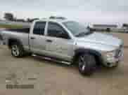 2005 Dodge 1500 SLT с VIN 1D7HU18D75S351820, выставлен на аукционе Copart как лот 72766504 с пробегом 220 008 миль миль и Списание • Salvage title. История ставок и продаж доступна на DreamBid. Изображение 4.