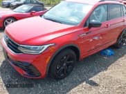 ✅ 2024 Volkswagen Tiguan SE R-Line Black • VIN: 3VV8B7AX7RM121329 • Lot: 42854151. Wystawiony na IAAI z przebiegiem 16 960 mil. Bezpłatny archiwum sprzedaży aukcyjnych z USA i szczegółowy raport historii pojazdu na DreamBid. Zdjęcie 12.