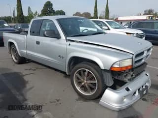 ✅ 2002 Dodge Dakota • VIN: 1B7GL32Z72S508184 • Lot: 41478558. Wystawiony na IAAI z przebiegiem 110 796 mil. Bezpłatny archiwum sprzedaży aukcyjnych z USA i szczegółowy raport historii pojazdu na DreamBid. Zdjęcie 1.