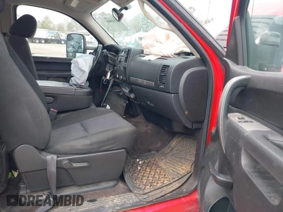 ✅ 2011 Chevrolet Silverado 2500HD LT • VIN: 1GC1KXCG4BF106466 • Лот: 41940805. Опубликован ранее на IAAI с пробегом 186 719 миль. Бесплатный доступ к архиву аукционных продаж из США и подробный отчёт об истории автомобиля на DreamBid. Изображение 5.