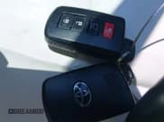 ✅ 2017 Toyota Highlander Limited • VIN: 5TDDZRFH2HS367211 • Lot: 42760323. Listed on IAAI with 125,935 mi. Free auction sales archive from the USA and detailed vehicle history report at DreamBid. Image 11.