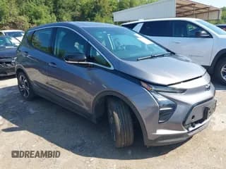 ✅ 2023 Chevrolet Bolt EV 2LT • VIN: 1G1FX6S03P4181953 • Lot: 43120257. Wystawiony na IAAI z przebiegiem 72 923 mil. Bezpłatny archiwum sprzedaży aukcyjnych z USA i szczegółowy raport historii pojazdu na DreamBid. Zdjęcie 1.