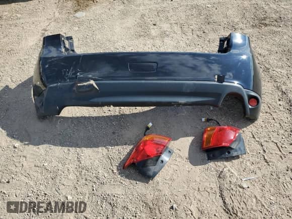 2015 Mitsubishi Outlander ES с VIN 4A4AP3AW1FE025126, выставлен на аукционе Copart как лот 85884545 с пробегом 113 965 миль миль и Списание • Salvage title. История ставок и продаж доступна на DreamBid. Изображение 13.