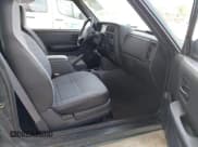 ✅ 2000 Jeep Cherokee SE • VIN: 1J4FT27P0YL185249 • Lot: 42650722. Wystawiony na IAAI z przebiegiem 129 092 mil. Bezpłatny archiwum sprzedaży aukcyjnych z USA i szczegółowy raport historii pojazdu na DreamBid. Zdjęcie 5.