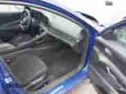 2024 Hyundai Elantra SEL z VIN KMHLM4DG5RU702252, wystawiony jako IAAI lot #43421527 z przebiegiem 18 819 mil mil oraz . Historia ofert i sprzedaży dostępna na DreamBid. Obrazek 5.