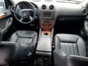 ✅ 2006 Mercedes-Benz M 350 • VIN: 4JGBB86E66A092654 • Lot: 85914335. Listed on Copart with 142,769 mi. Free auction sales archive from the USA and detailed vehicle history report at DreamBid. Image 8.