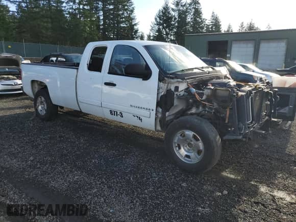 2008 Chevrolet Silverado 1500 Work Truck with VIN 1GCEC19J98E160682, listed as a Copart auction lot 81571684 with Not provided miles and Salvage title. Bid and sale history available at DreamBid. Image 4.